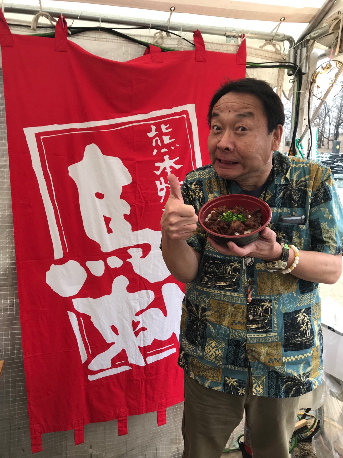 大田黒浩一さん、ご来店。 熊本 馬刺し 馬肉 お土産 空港そば|菊陽食肉センター